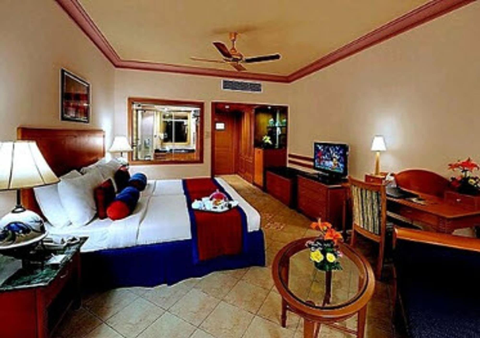 Kenilworth Resort & Spa, Goa Utorda Zewnętrze zdjęcie